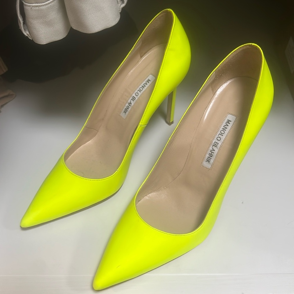 Manolo Blahnik high heel